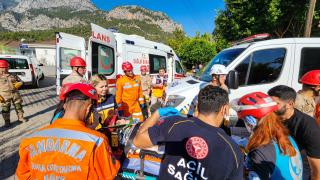 Antalya'da gerçeği aratmayan deprem tatbikatı