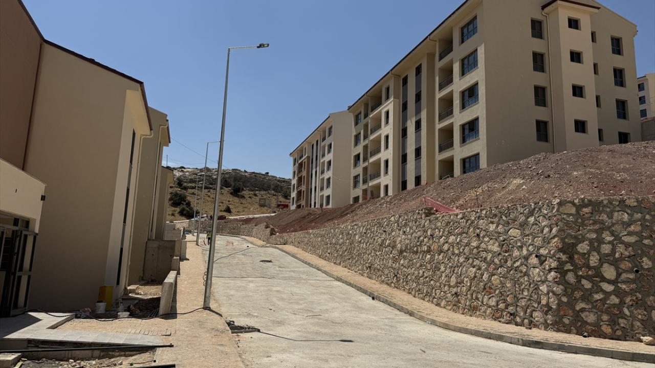 Anahtarını alan hak sahipleri duacı