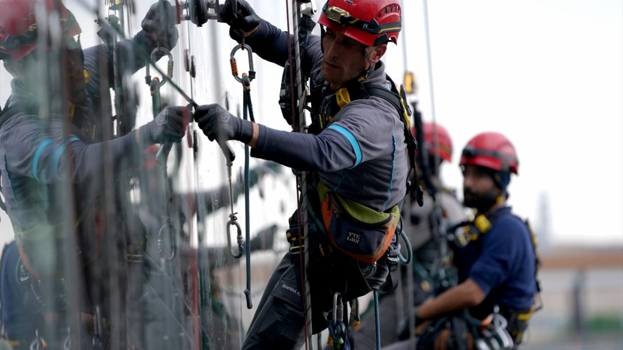 "Ekipte herkesin ayrı bir işi ve mesleği var"