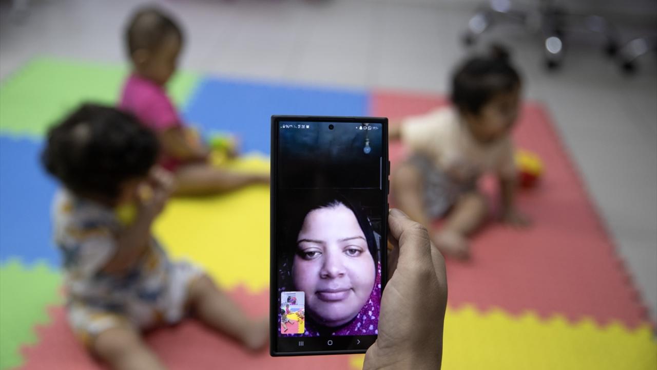 "En iyi seçenek anneleri, çocuklarının yanına getirmek"