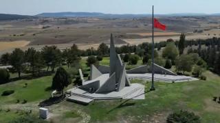 30 Ağustos zaferi anıtlarla yaşatılıyor