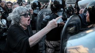 Arjantin'de polis emeklilerin protestosuna müdahale etti