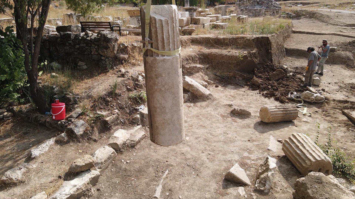 "Osman Hamdi Bey`in Batı Anadolu`da ilk kazı yaptığı yerlerden birisi"