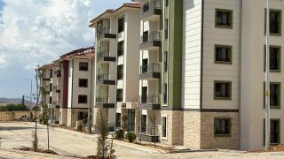 Depremzedeler yuvalarına kavuşuyor