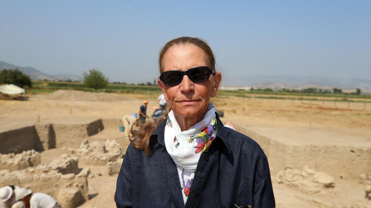 Geç Tunç Çağı`na ait kültür tabakaları açığa çıkarıldı