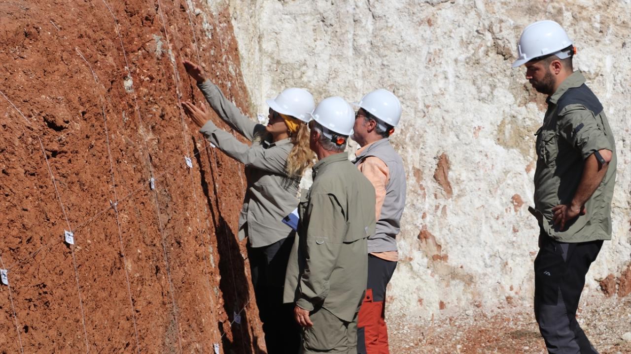 "6 Şubat depremiyle ilgili deformasyonlar görebiliyoruz"
