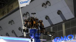 "Tokyo Robot Haftası" fuarında 10 metrelik insansı robot sergilendi