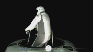 Dünyanın ilk özel uzay yürüyüşü tamamlandı