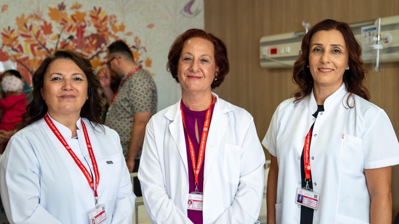 "Hepimiz alkışlamaya başladık, bir yandan da ağlıyorduk"