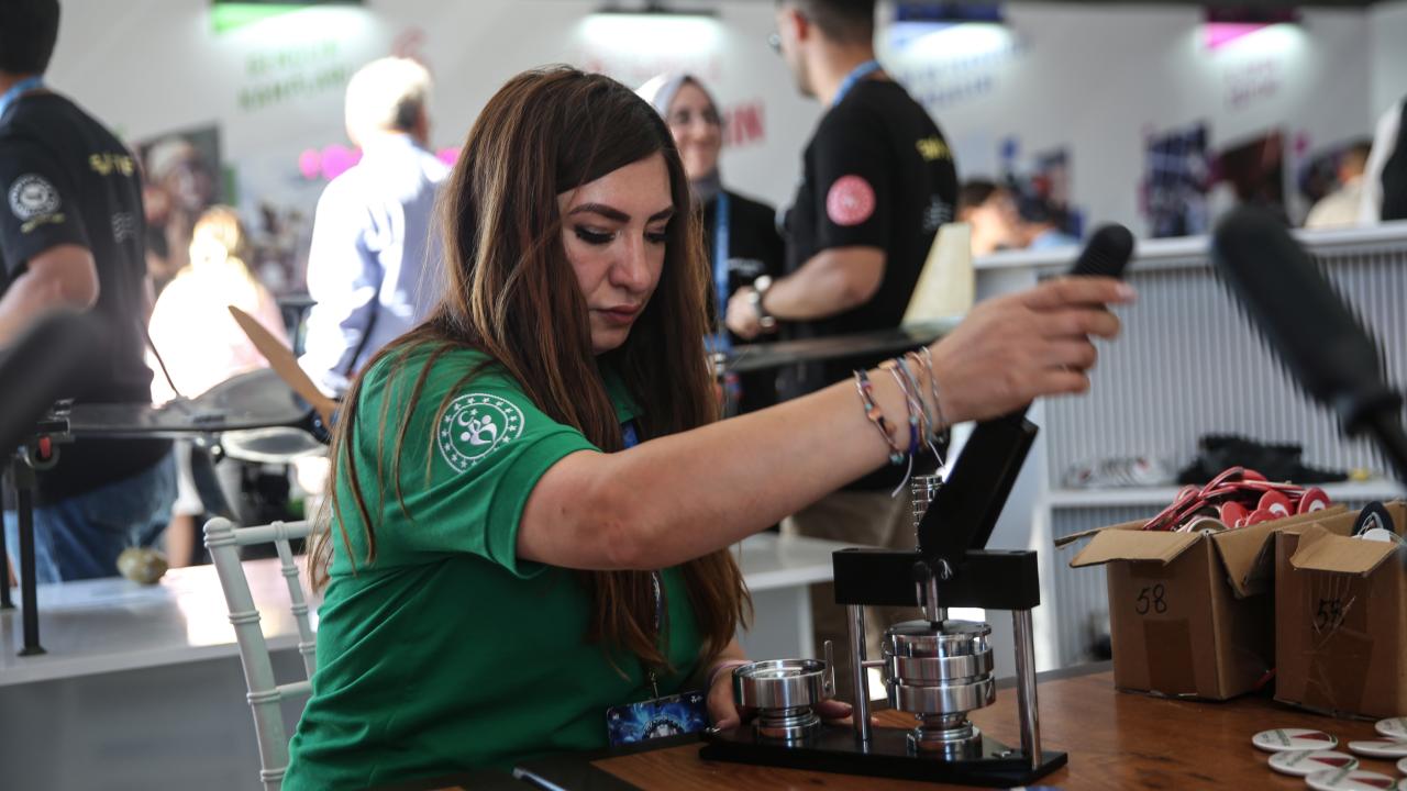 "Filistin`in her zaman yanında olacağız"