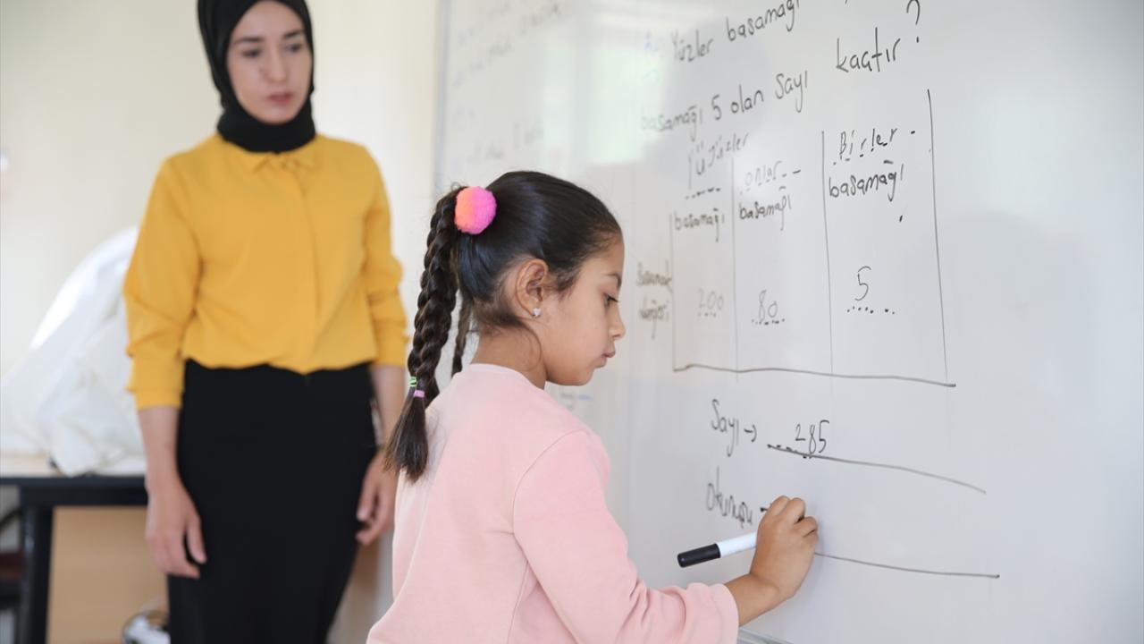 "Öğrencilerimle hiçbir sıkıntı yaşamıyoruz"