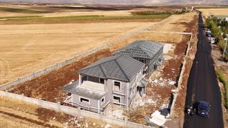 Adıyaman'da kaçak hobi evleri mühürlendi