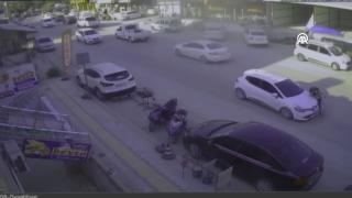 Hatay'da bisikletli çocuğa otomobil çarptı