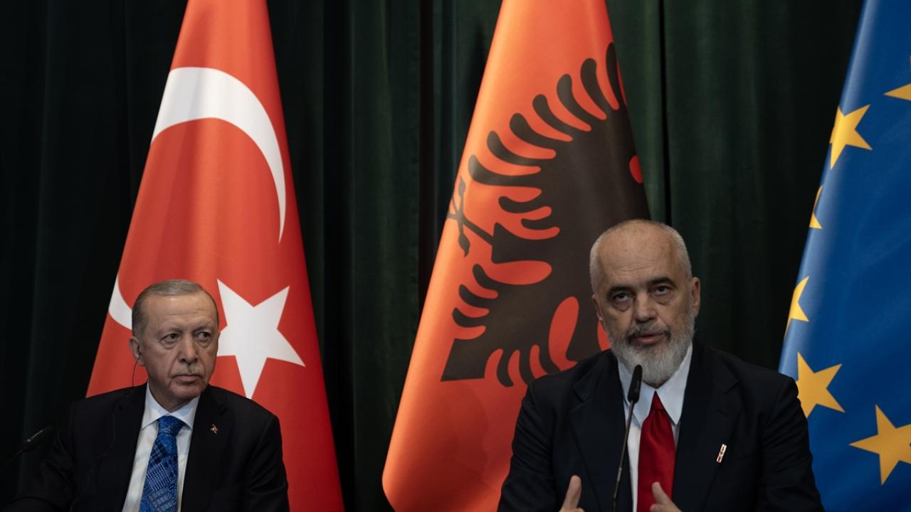 Fahrettin Altun: Mutabakat zaptının hayırlı olmasını diliyorum