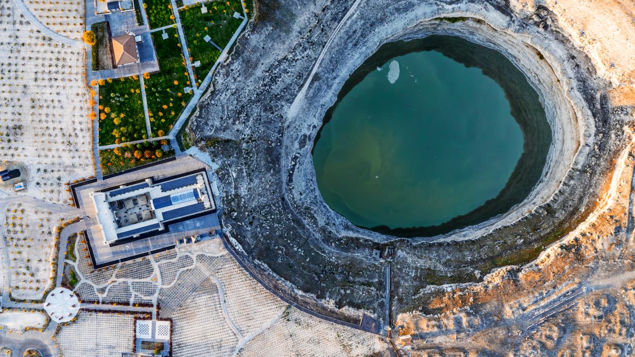 Ziyaretçileri "sessiz ve derin" mottosuyla ağırlıyorlar