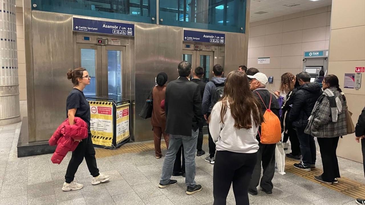 Bazı yürüyen bantlar da çalışmıyor