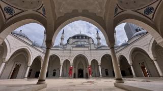 Balkanlar'ın en büyük camisi: Namazgah Camii