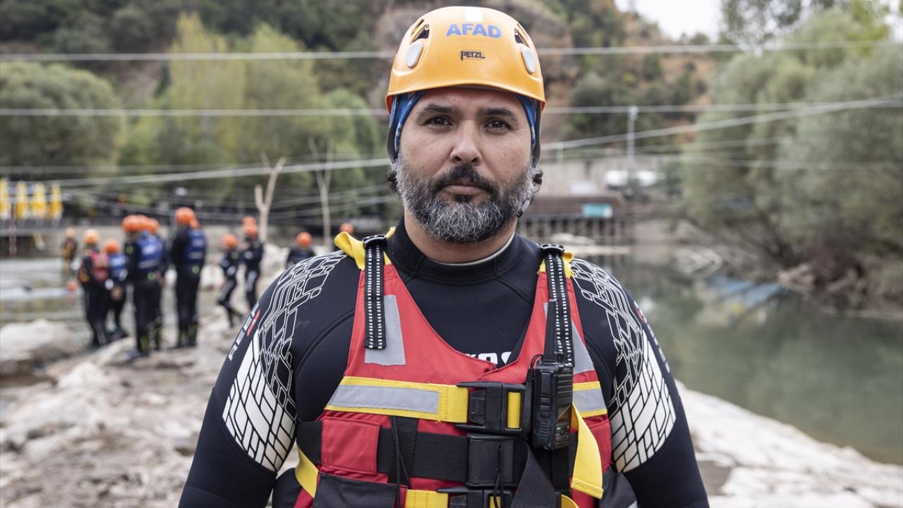"Suya karşı olan korkularını yeniyorlar"
