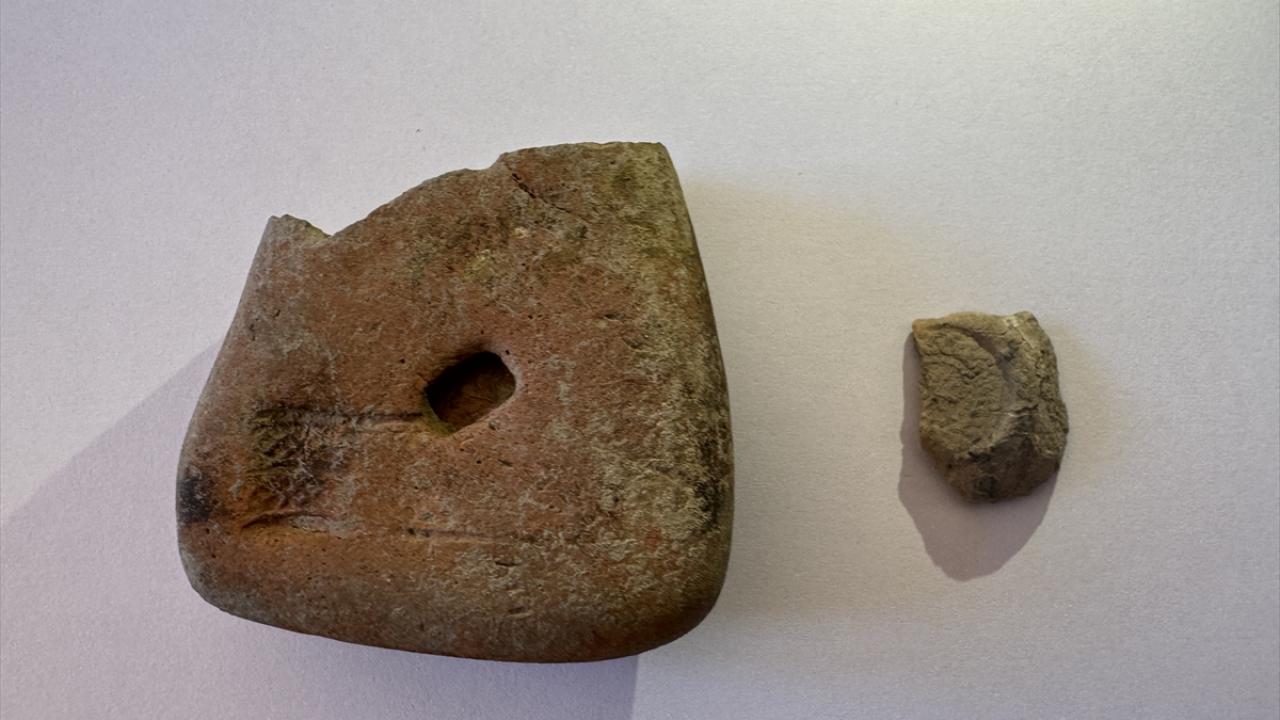 Bulunanlar, buranın idari bir merkez olduğunu kanıtlar niteliğinde