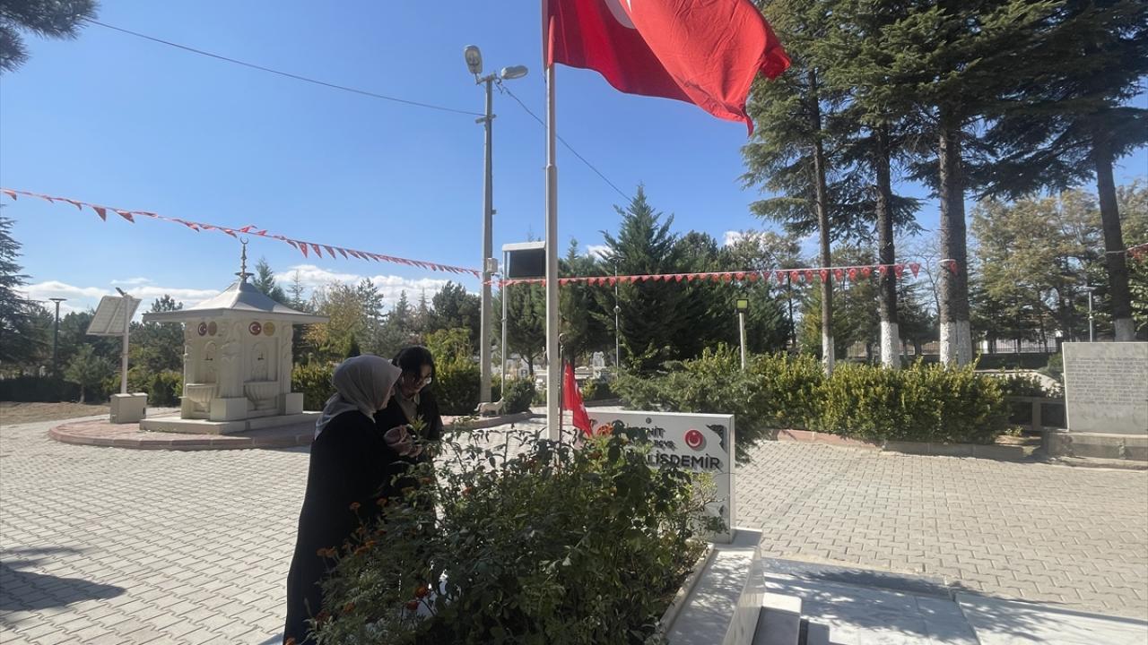 "Onun için dua etmeye geldim"