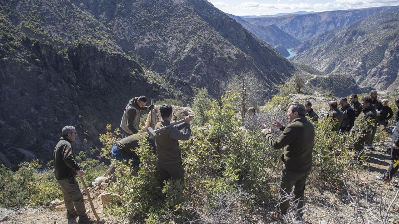 Köylüler ve güvenlik güçleriyle ortak hareket ediyorlar