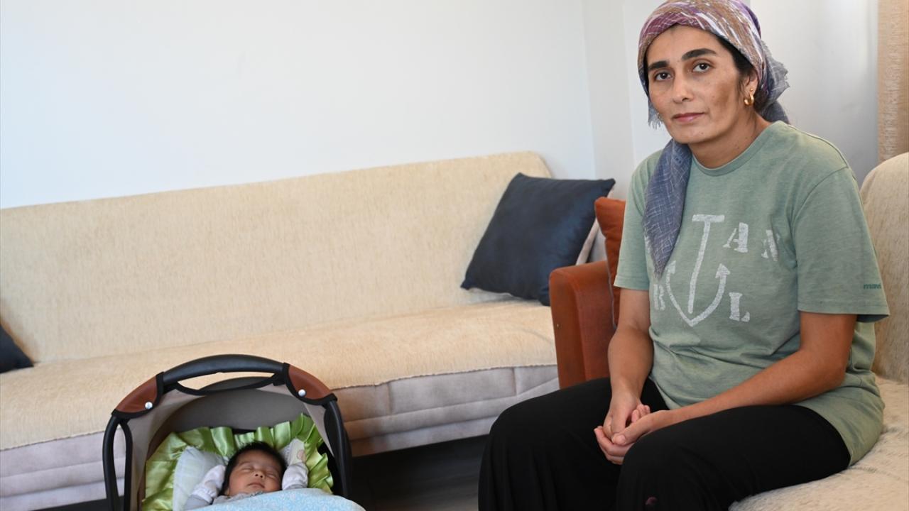 Geçen ay doğan kızları yeni yuvalarında büyüyecek