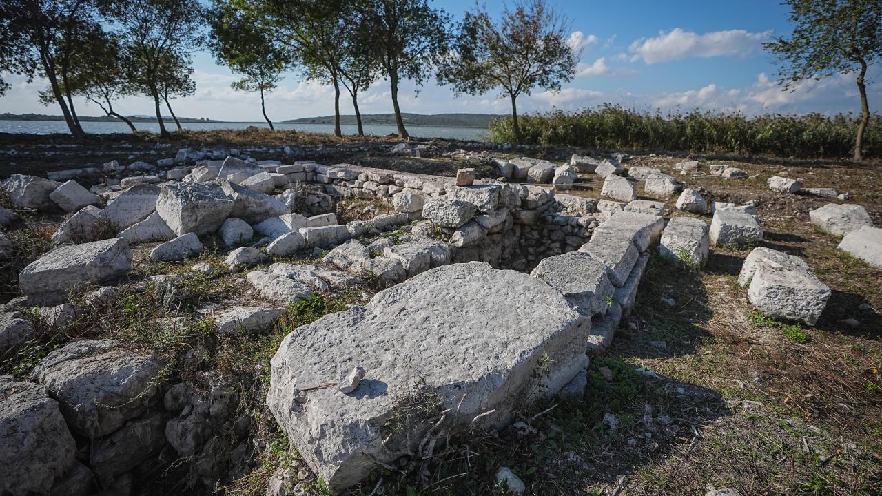 "Muhtemelen burada rahipler, din insanları vardı"
