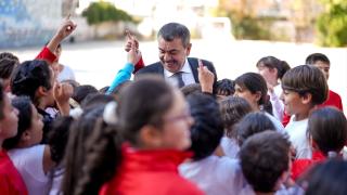 Milli Eğitim Bakanı Tekin, öğretmenlerle bir araya geldi