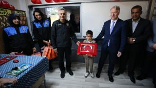 Minik Yiğit Eymen'in İstiklal Marşı hassasiyeti