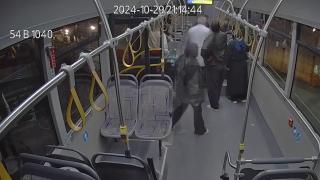 Otobüste fenalaşan yolcu için güzergahını değiştirdi, hastaneye yetiştirdi