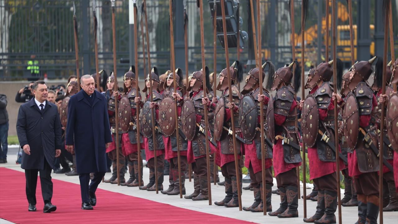 Resmi karşılama töreni