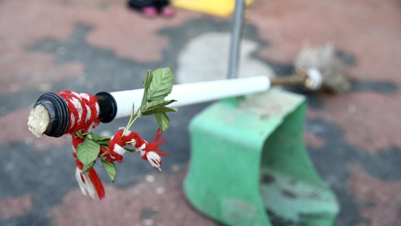 "Bazı süsleri çocuklara veriyorum"