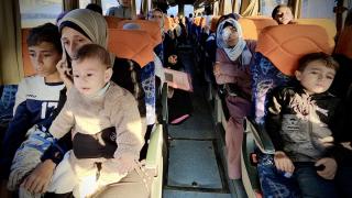 DSÖ Gazze’de 100’den fazla Filistinliyi tahliye ediyor