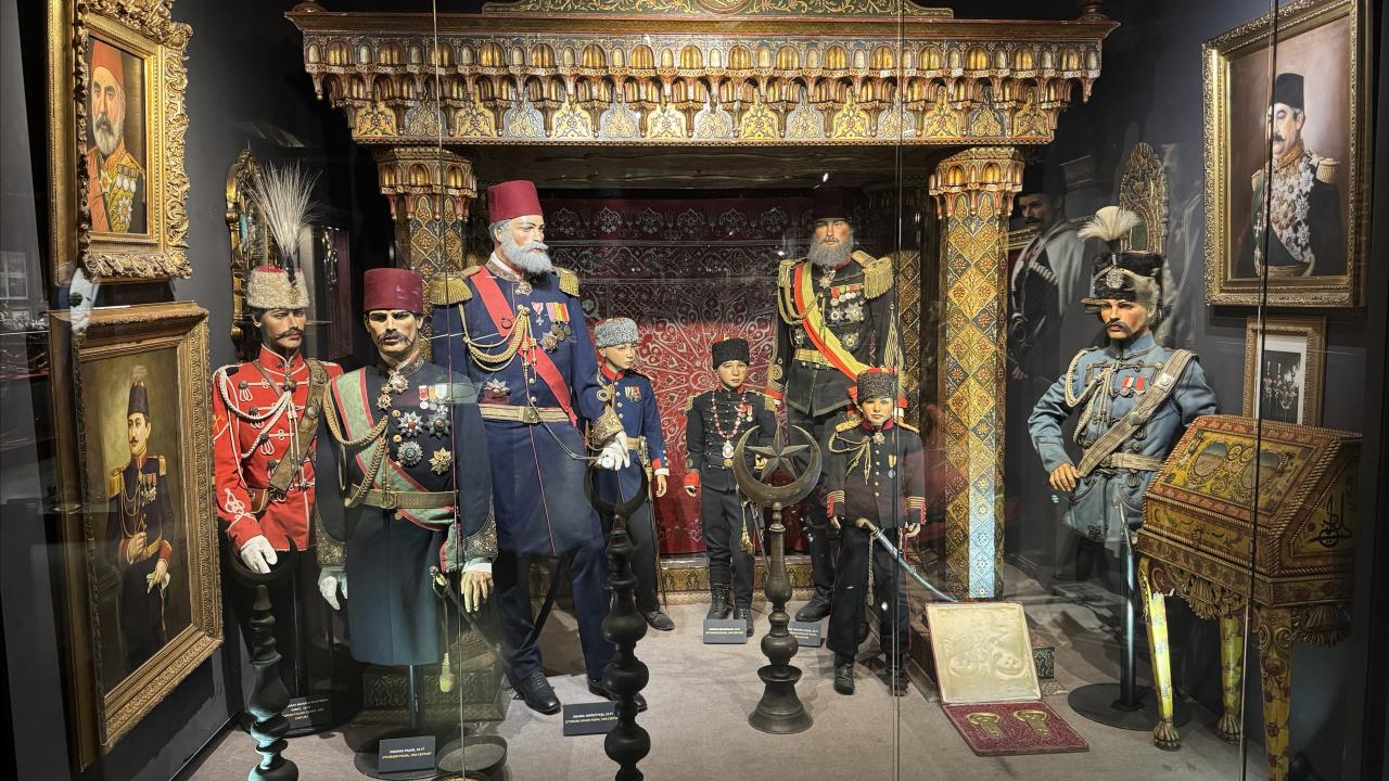 "Eve sığmadığı için müze yaptım"