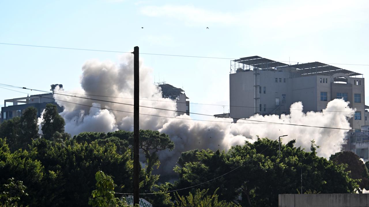 İsrail`in Lübnan’da şiddetlenen saldırılarında 3 bin 365 kişi öldü