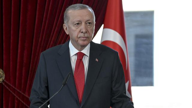 Cumhurbaşkanı Erdoğan: TSK milletimizin güven kaynağı olmayı sürdürmektedir haber görseli