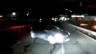 Trafikte dehşet: Kilometrelerce takip ettikten sonra servise çarptı