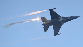 SOLOTÜRK Kıbrıs Türkleri için uçtu