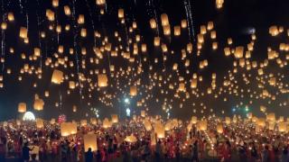 Tayland'da binlerce dilek feneri gökyüzüne bırakıldı, Uçuşlar durduruldu
