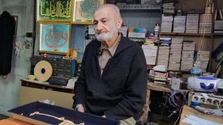 Hadisten etkilenerek minyatür camilerin ustası oldu