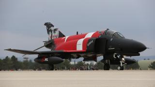 'F-4E Phantom 2' uçaklarının envantere girişinin 50. yılı etkinliğinde 'fil yürüyüşü' yapıldı