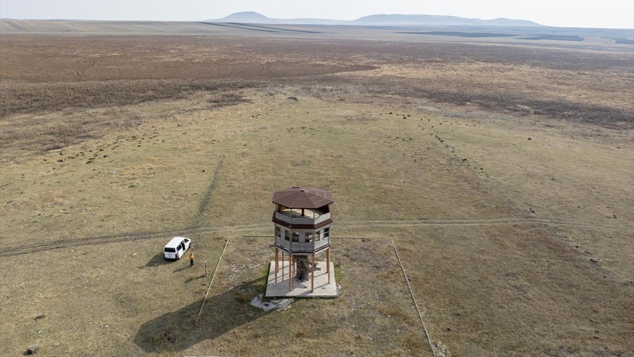 Sondajla su çıkarıldı, savaklar oluşturuldu