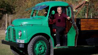 Baba yadigarı 1951 model "Efsane"yi orijinal haliyle koruyor