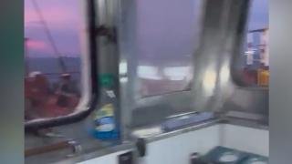 İstanbul'da 2 gemi lodosun etkisiyle birbirine sürttü