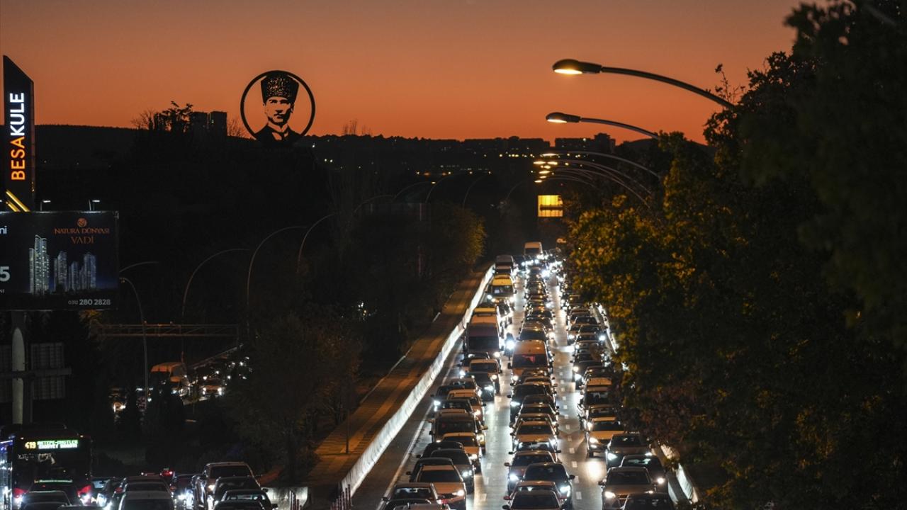 Farklı saatlerde yola çıkılmasını sağlayacak düzenleme