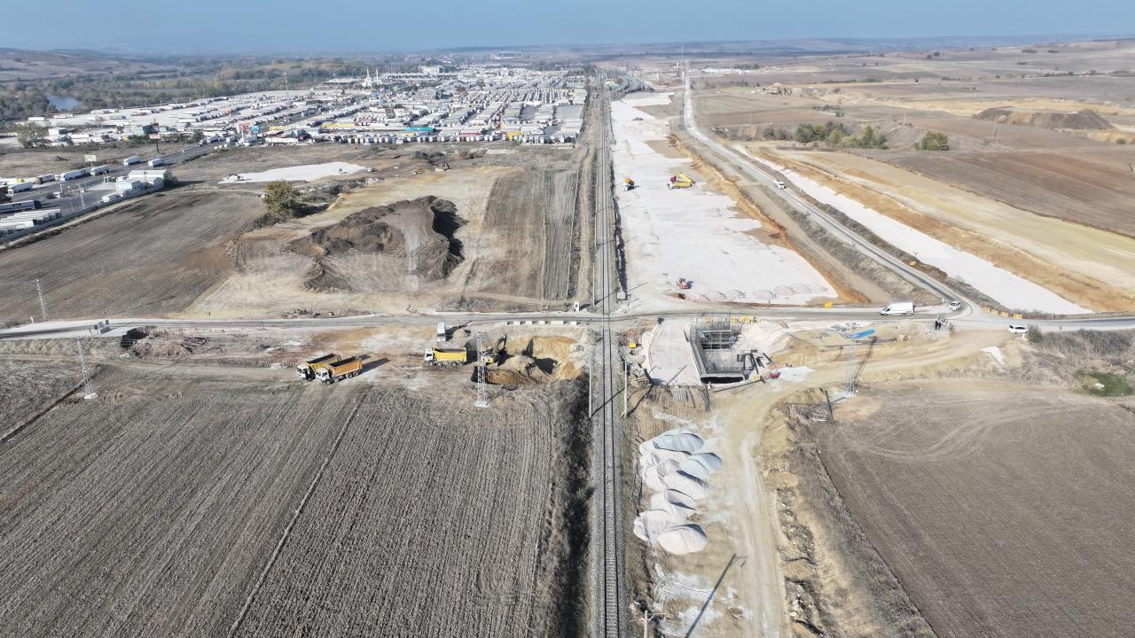 Halkalı-Kapıkule Demir Yolu Projesi'nde çalışmalar sürüyor