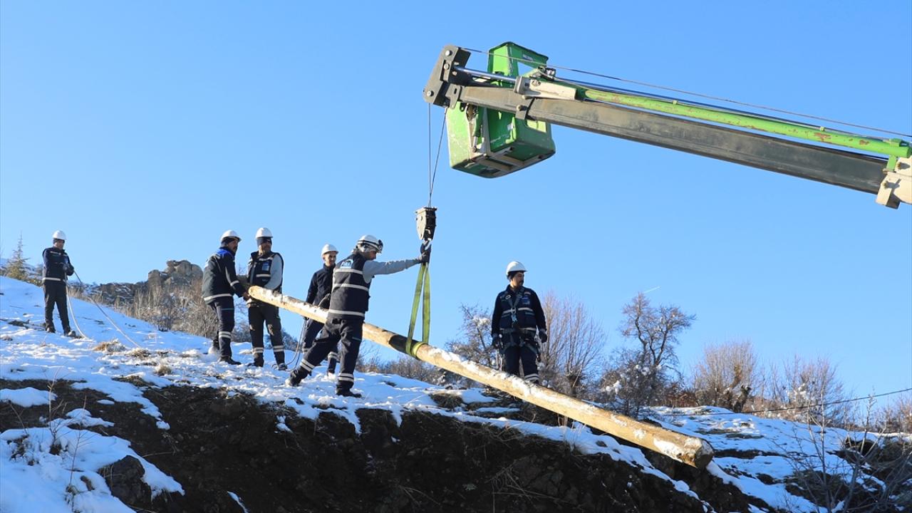 "Ekiplerimiz enerji arzını sürdürülebilir kılmak için üstün bir çaba gösteriyor"