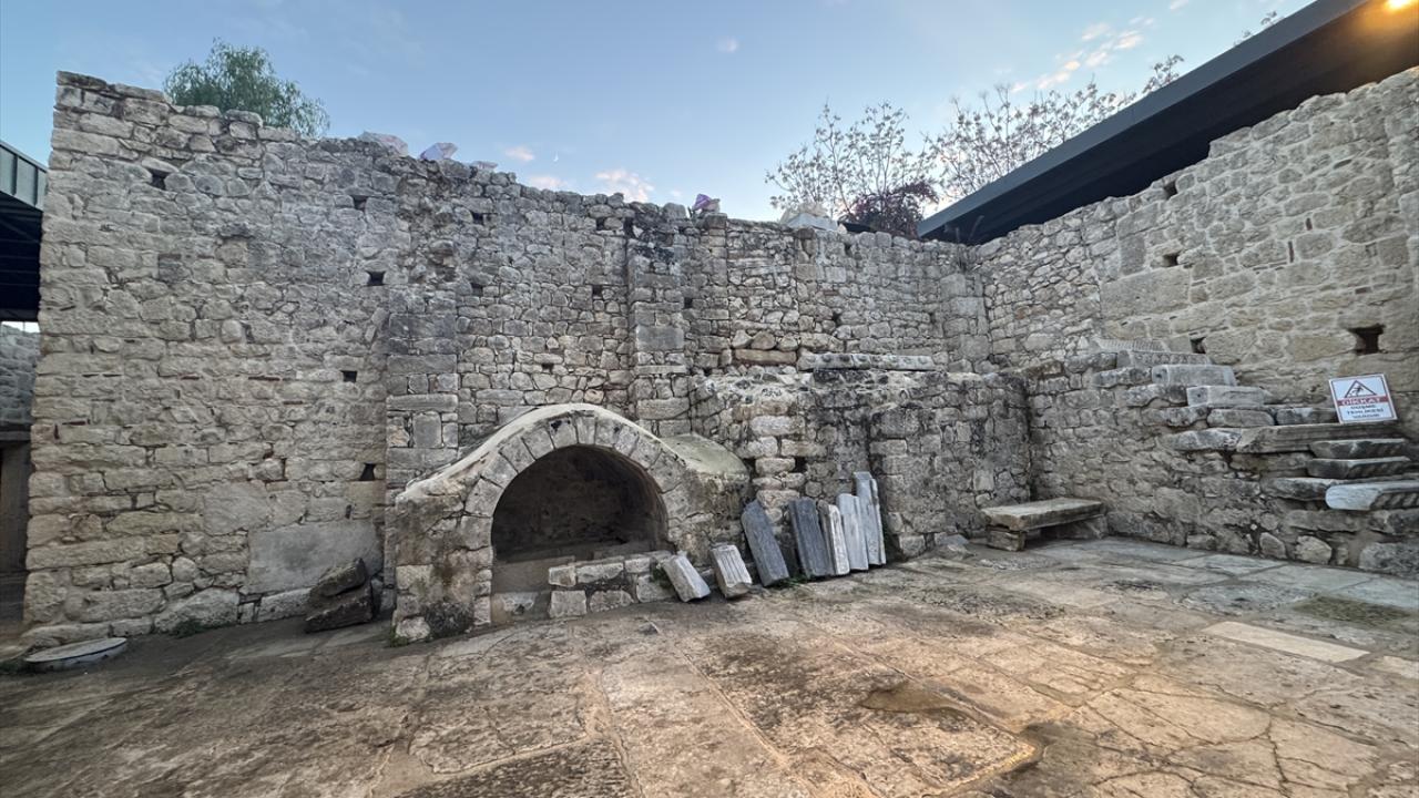 Aziz Nikolaos`un gömüldüğü yer konusunda kaynakları doğruluyor