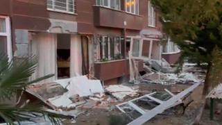 İstanbul'da bir apartmanda meydana gelen patlamada 1 kişi hayatını kaybetti