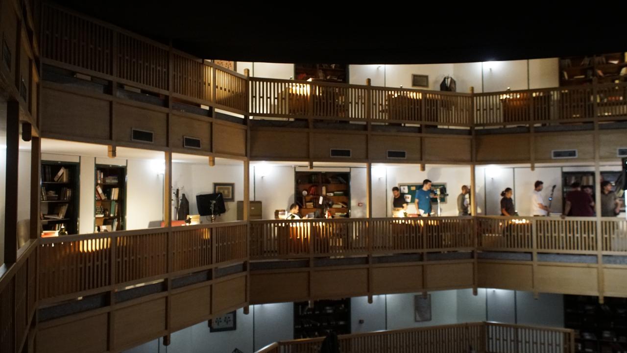 TRT ortak yapımı 'Hep 33 Yaşında' filmi yarın vizyona giriyor